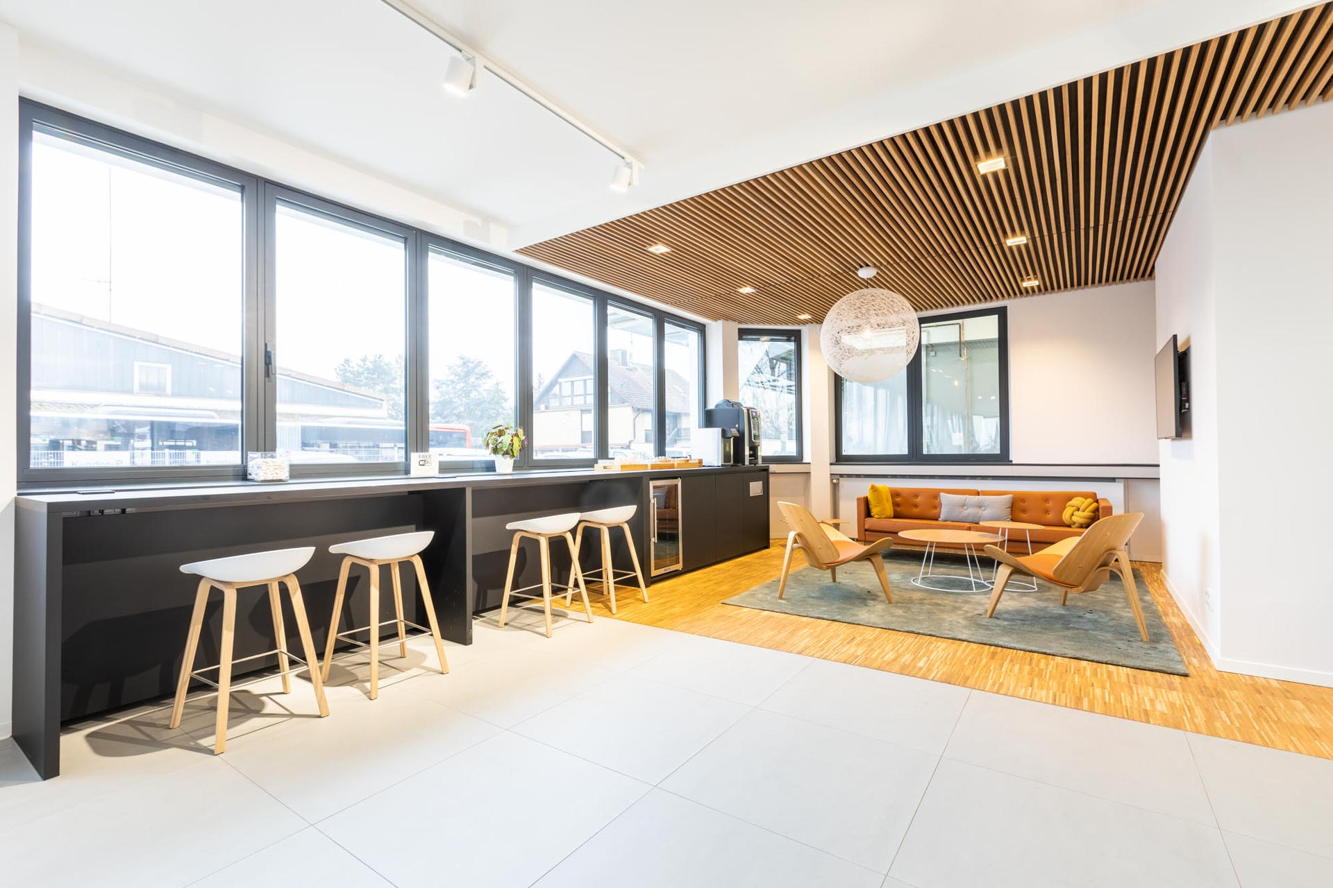 AUTOHAUS-HAESE-SHOWROOM-VOLVO-2019 - Bild 5